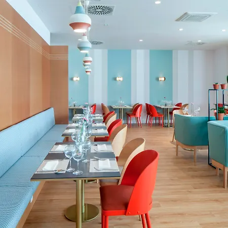 Altus Old Town - Destigo 3* Poznań