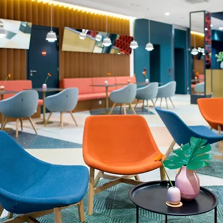 Altus Old Town - Destigo Hotell 3*