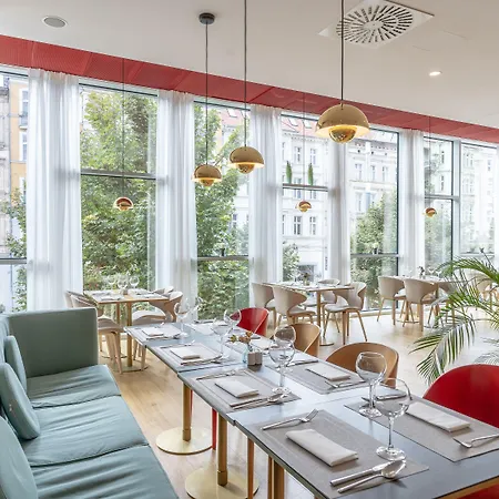 Otel Altus Old Town - Destigo Poznan