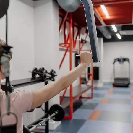 Otel Altus Old Town - Destigo