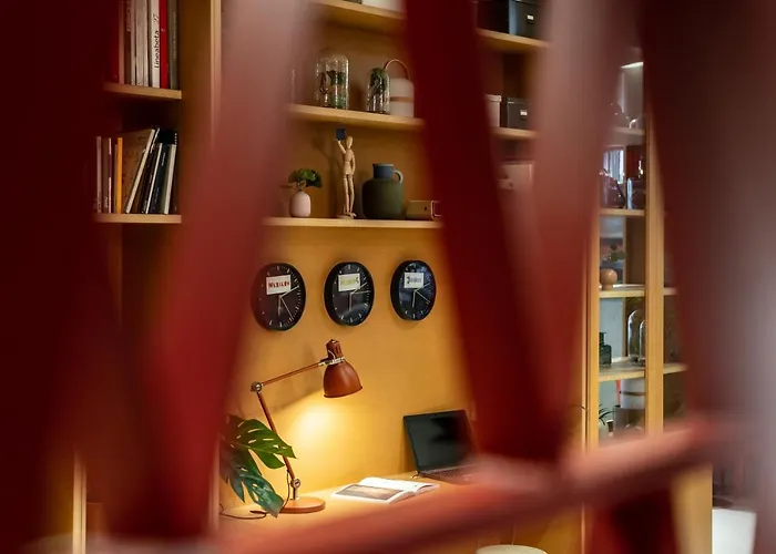 Altus Old Town - Destigo Hotel