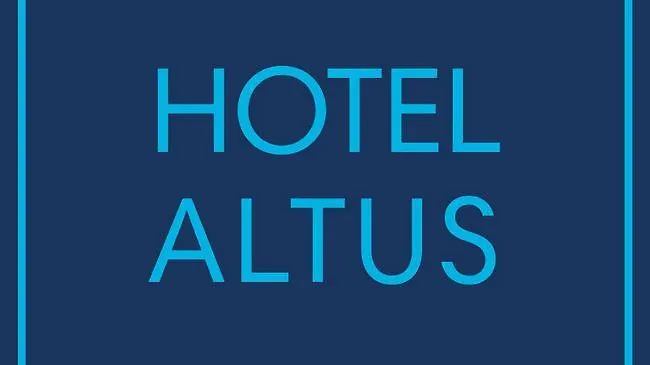 Altus Old Town - Destigo 3*