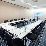Altus Old Town - Destigo 3* Познань