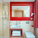 Altus Old Town - Destigo 3* Познань