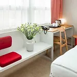 Отель Altus Old Town - Destigo 3*