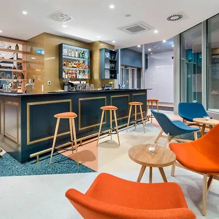 Hotel Altus Old Town - Destigo 3*