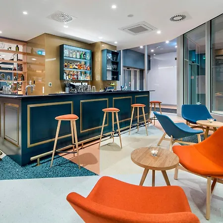 Hotel Altus Old Town - Destigo 3*