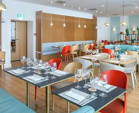 Altus Old Town - Destigo Hotel