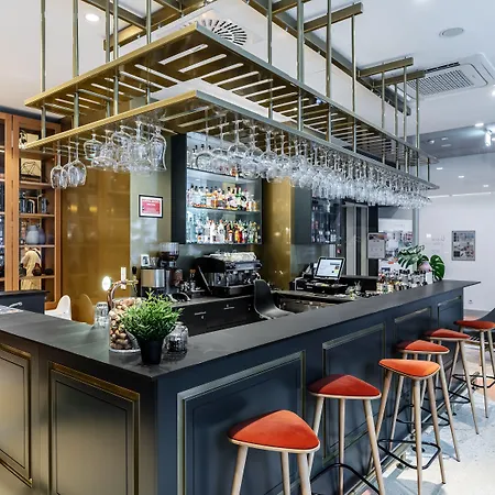 Altus Old Town - Destigo Hotel 3*