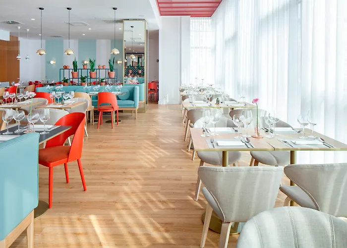 Altus Old Town - Destigo 3* Poznań