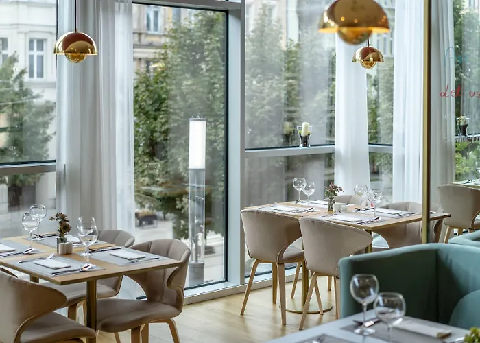 Altus Old Town - Destigo Hotel 3*