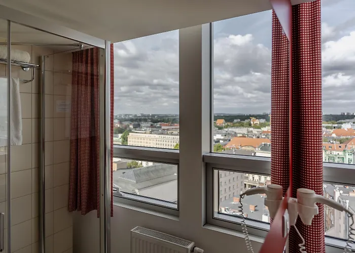 Altus Old Town - Destigo Poznań